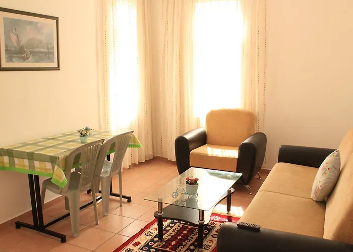 Deniz Apart 阿拉尼亚