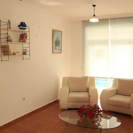 Deniz Apart شقة فندقية