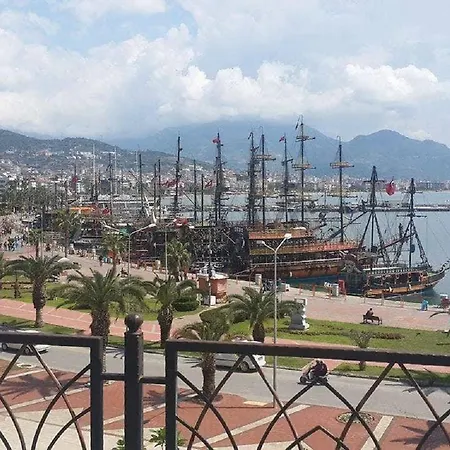 Deniz Apart شقة فندقية